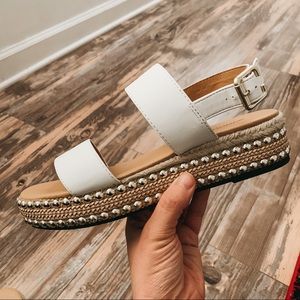 Platform sandals